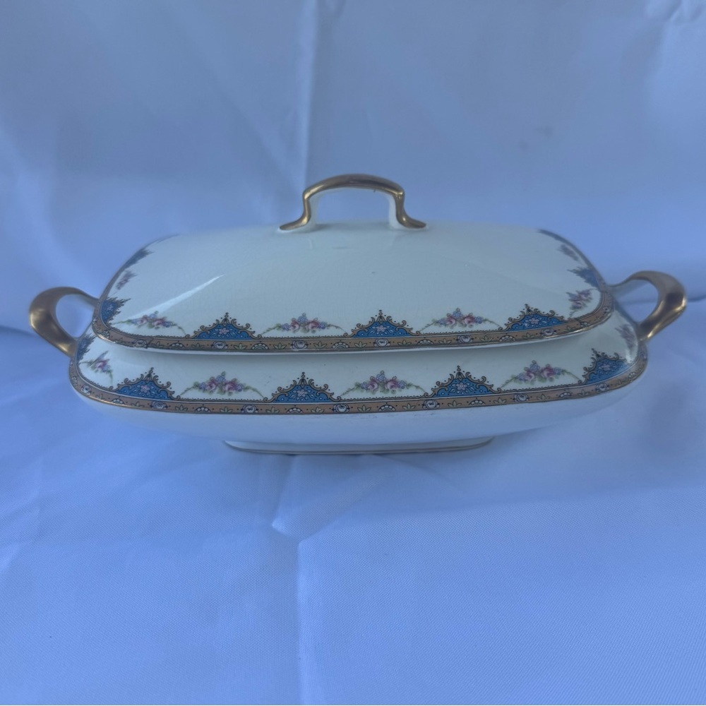 Carrollton China Covered Casserole Dish, Elegant Gold & Blue Lidded Serving Dish